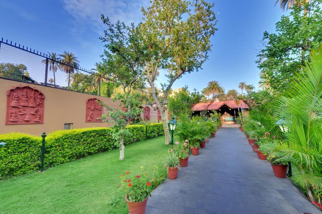 Chacha Inn The Garden Retreat Mount Abu Esterno foto