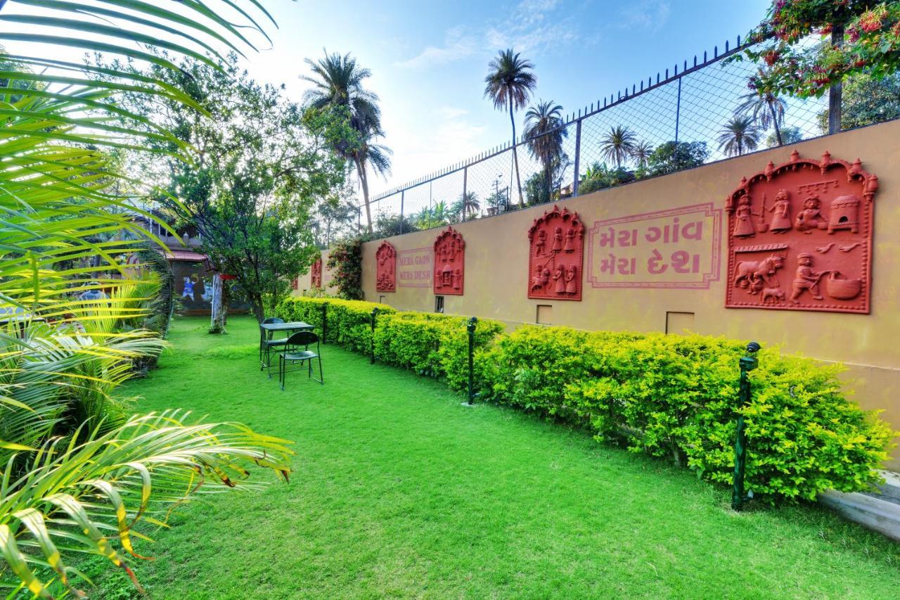Chacha Inn The Garden Retreat Mount Abu Esterno foto